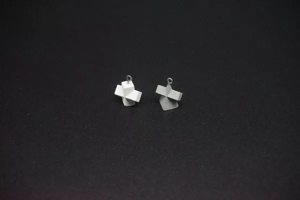 美术课与混凝土的碰撞,素描写意耳畔风情-9