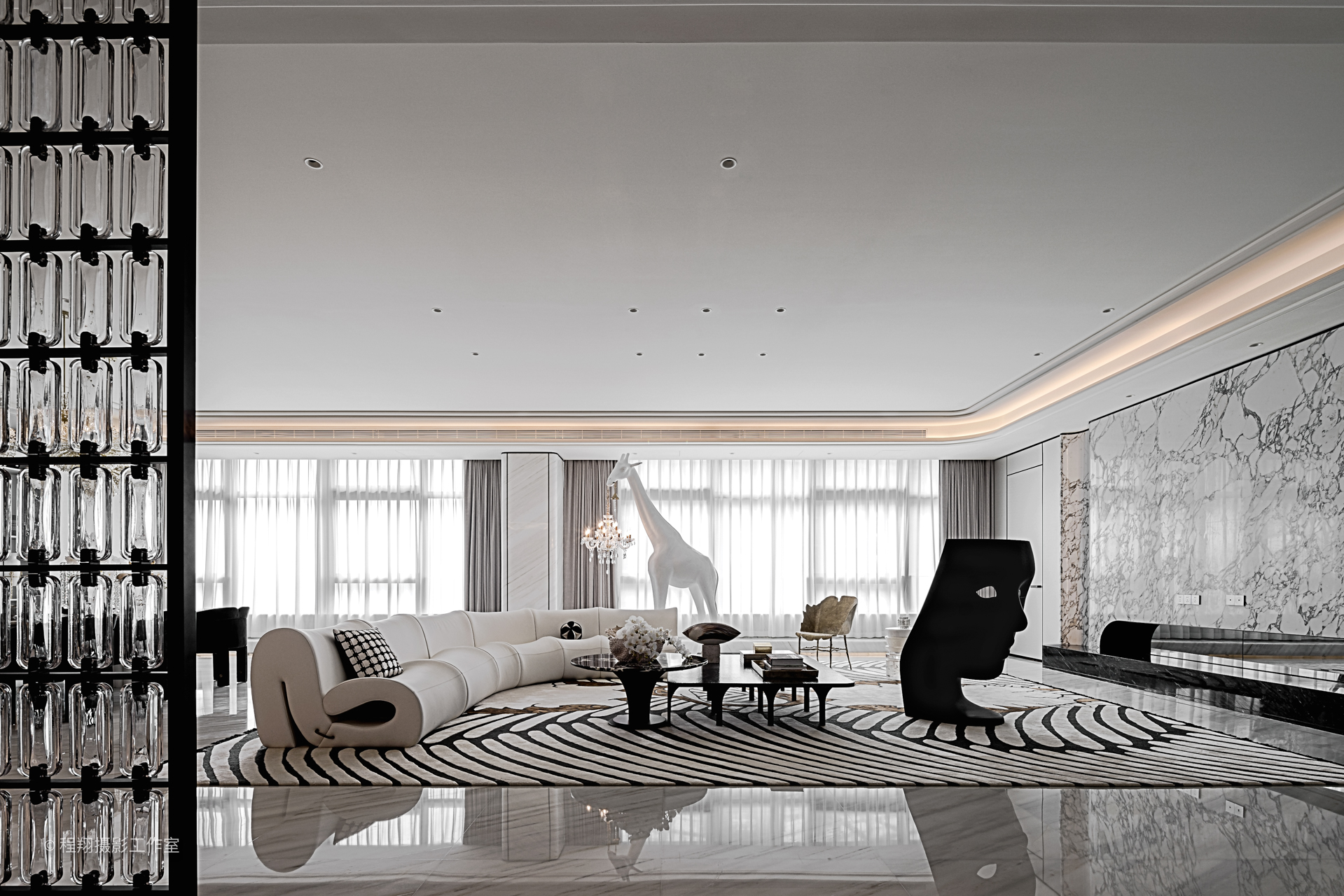 滨江·世纪国泰中心大平层丨上海郑仕梁室内设计,AVAD 范可萨设计-4