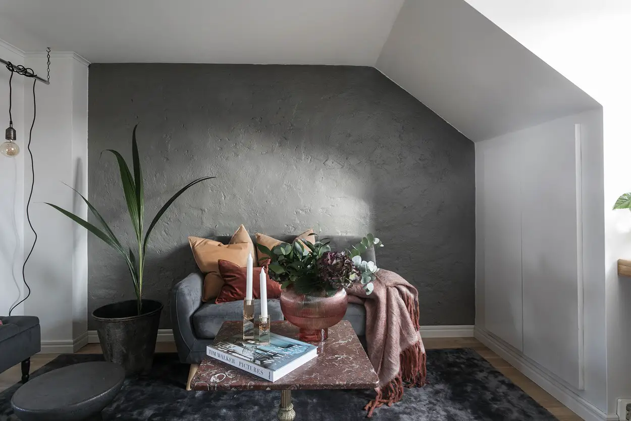 49 平米公寓打造高挑卧室，玻璃地板增添空间通透感-5