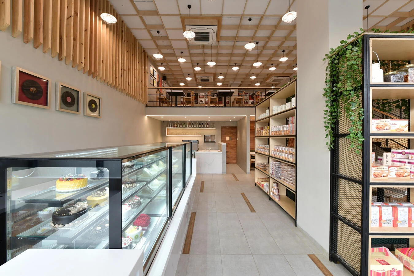 印度 BakenShake 餐厅丨印度博帕尔丨ARKSHAY SELUKAR-18