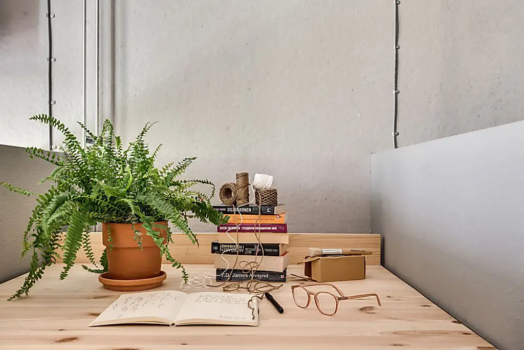 独特粉色工业风，60m2 两层公寓设计惊艳亮相-14