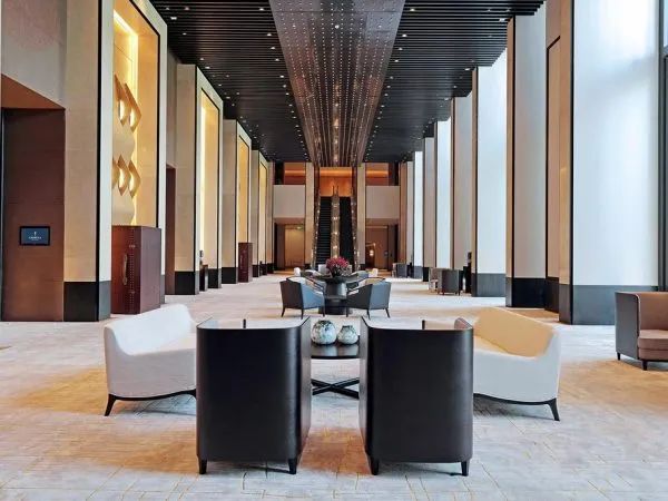 嘉佩乐酒店丨多个设计公司-74