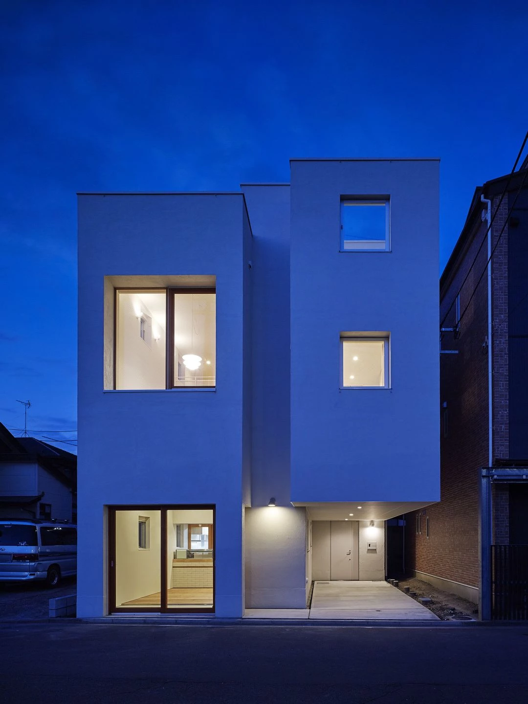 Sendai 山间“horizontal house”-11