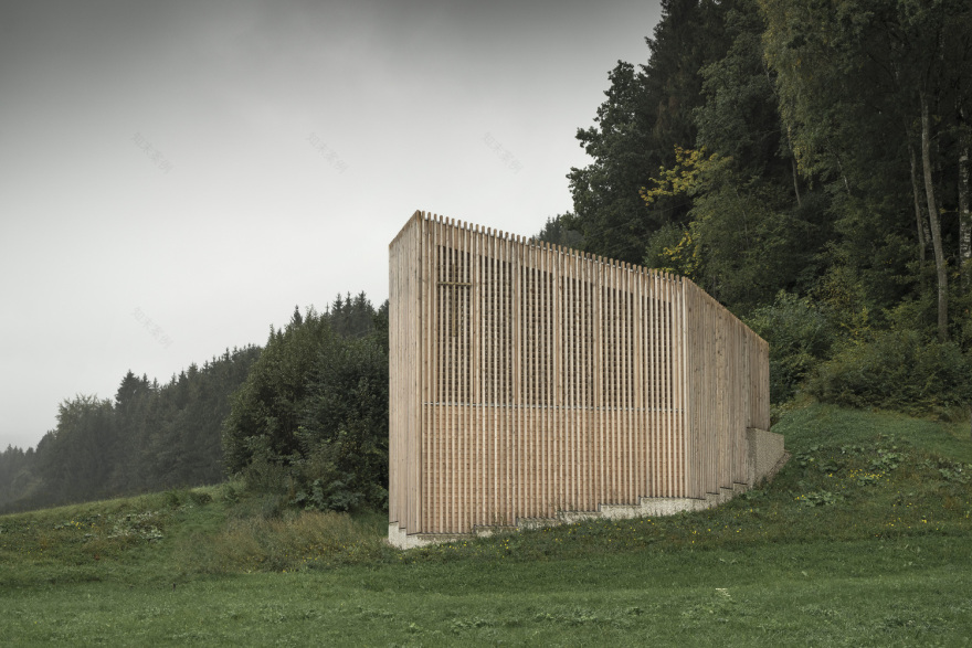 奥地利复活教堂丨LP 建筑-7