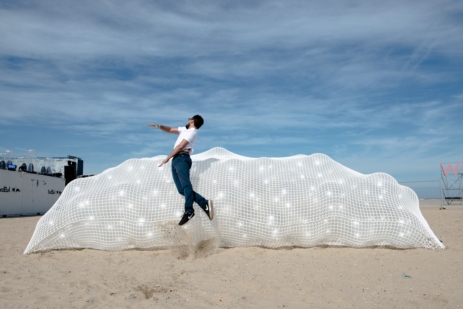 Cloud 9 Installation / collectief mars-9