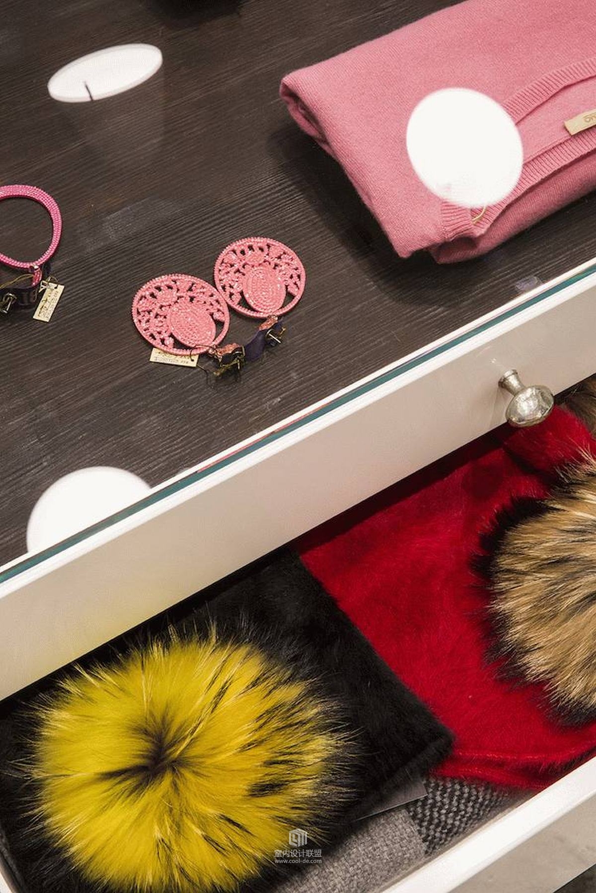 高冷的美女设计师，玩转色彩与艺术-69