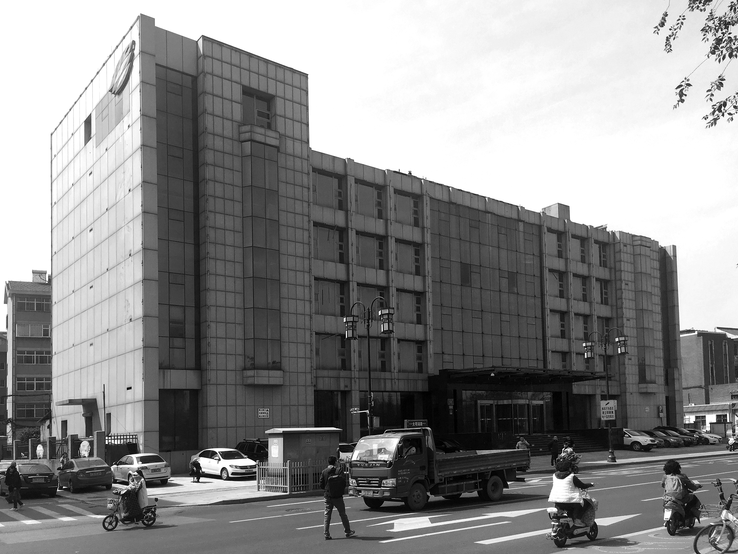 明湖100艺术文化中心（中央美术学院 · 山东艺术教育中心）丨中国济南丨TAOA陶磊建筑-13