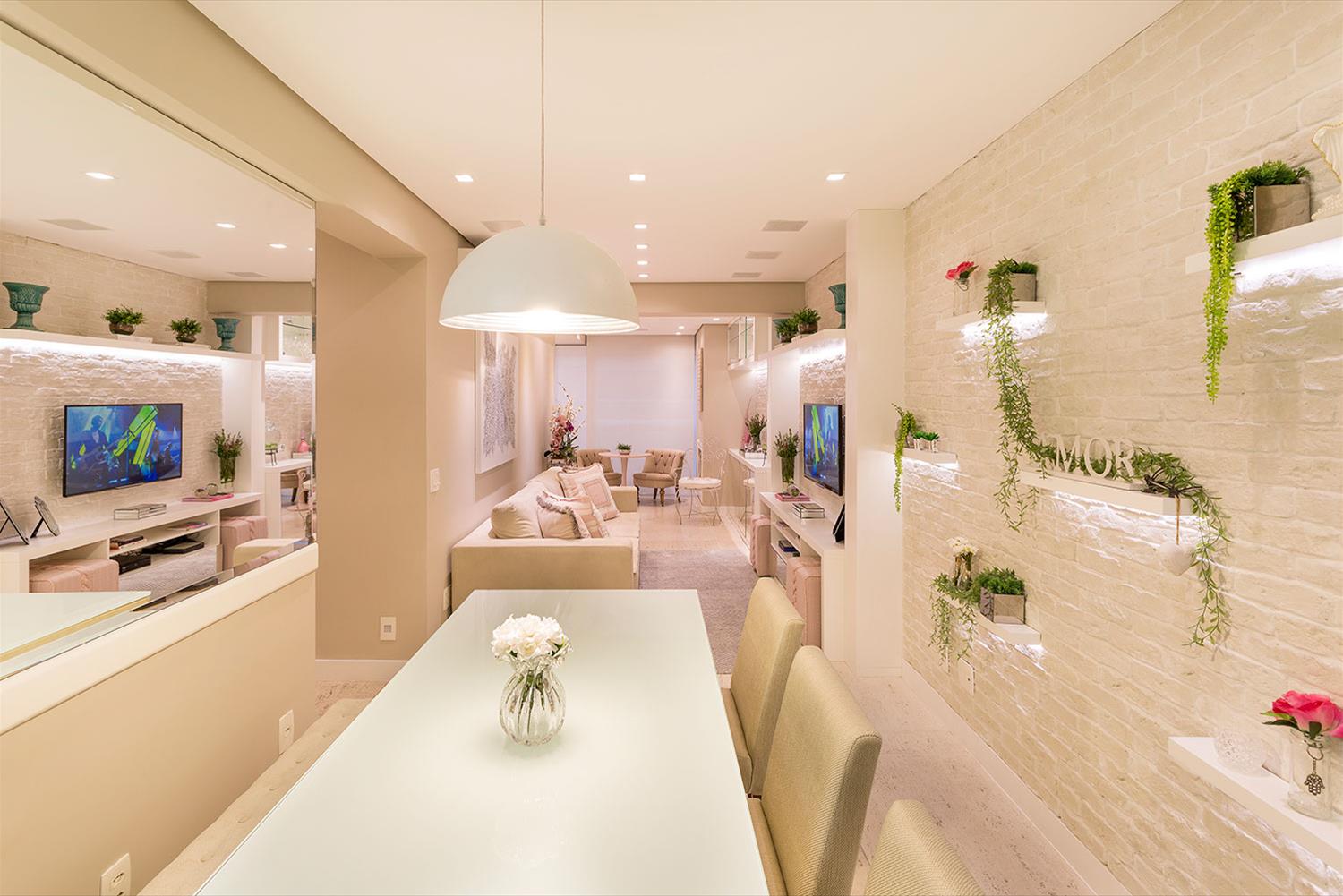 巴西 60 平米浪漫木居，一体化设计展现宜居之美-1