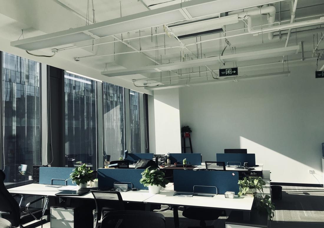 汉威国际工装创客空间——现代创意办公空间设计-30
