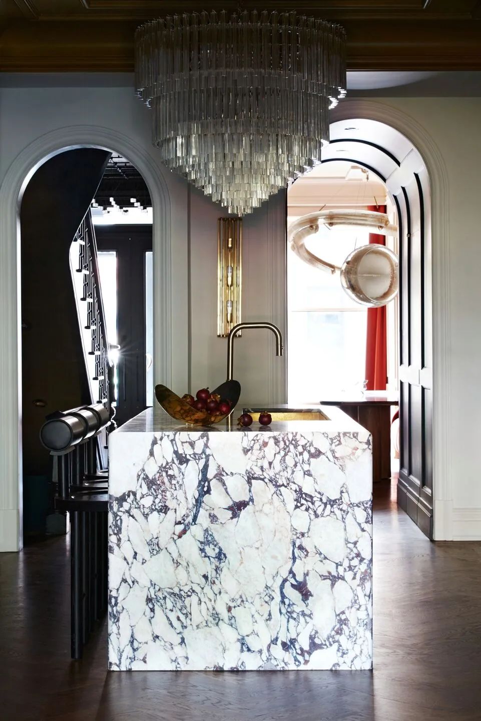 黑暗与暴风雨褐砂石丨美国新泽西丨水晶辛克莱设计-5