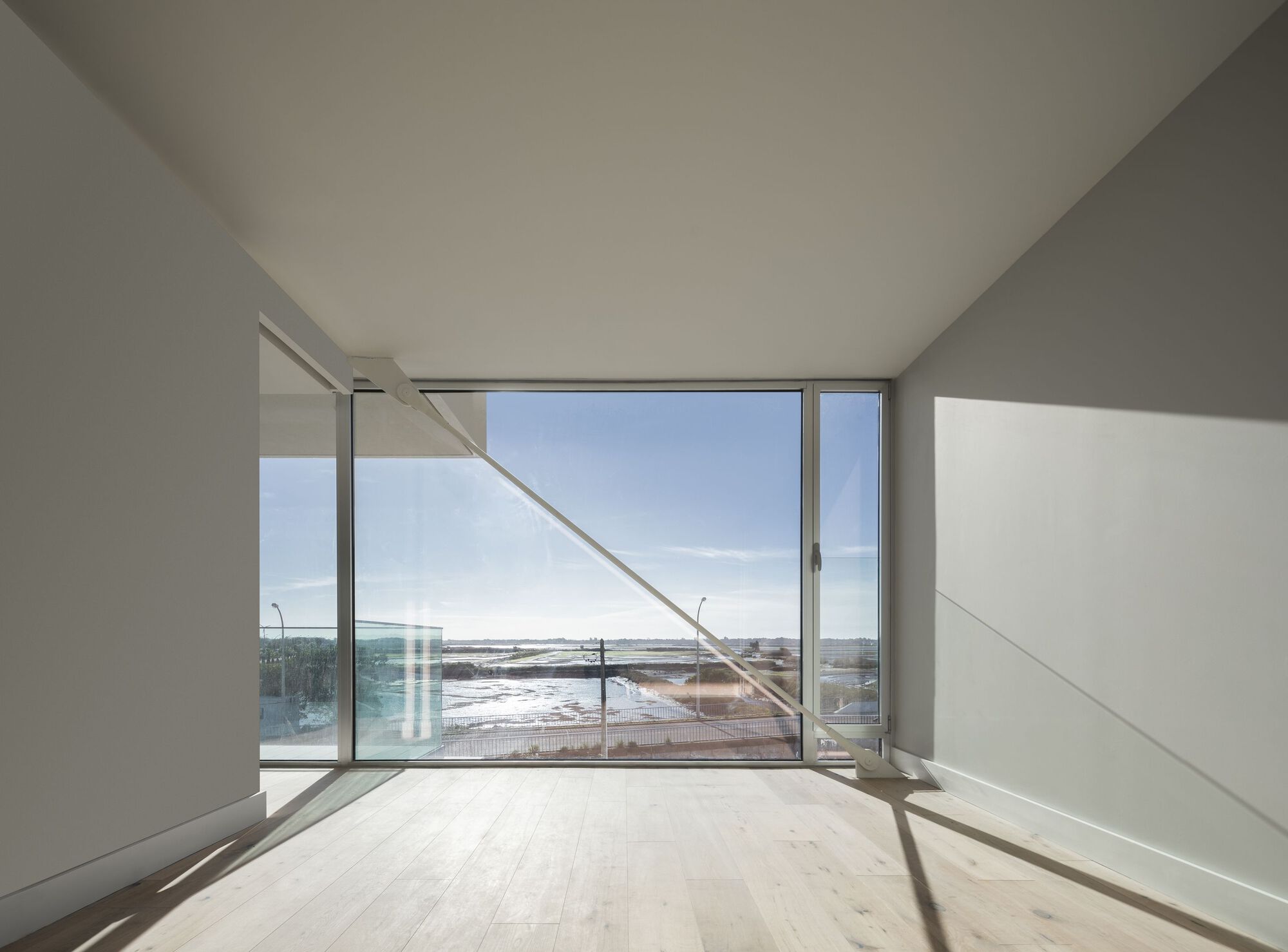 奥里宗特公寓丨葡萄牙丨RVdM Arquitectos-31