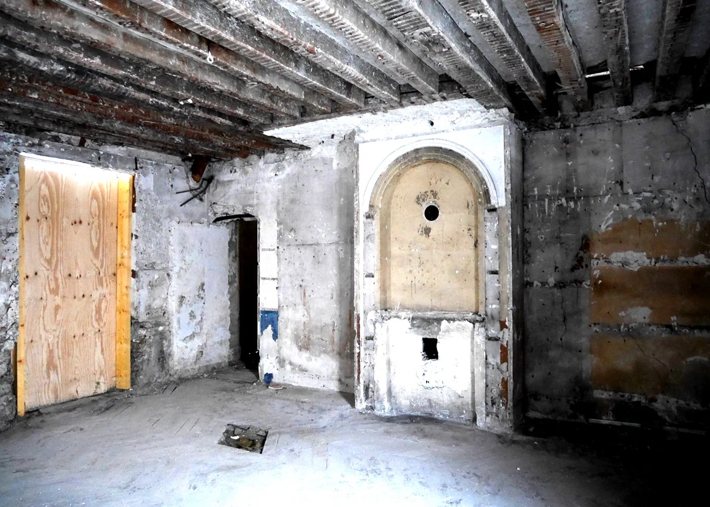 O Distingo — ATELIER JMCA-24