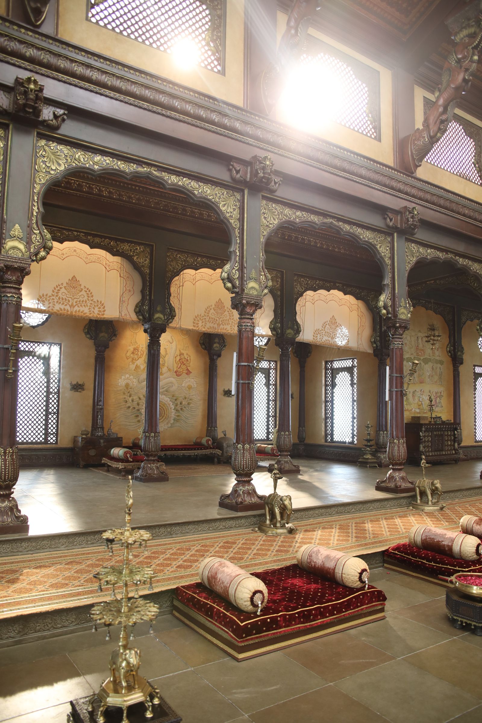 电影《Chhaava》室内场景（法庭）设计丨Subrata Chakraborty和Amit Ray-22