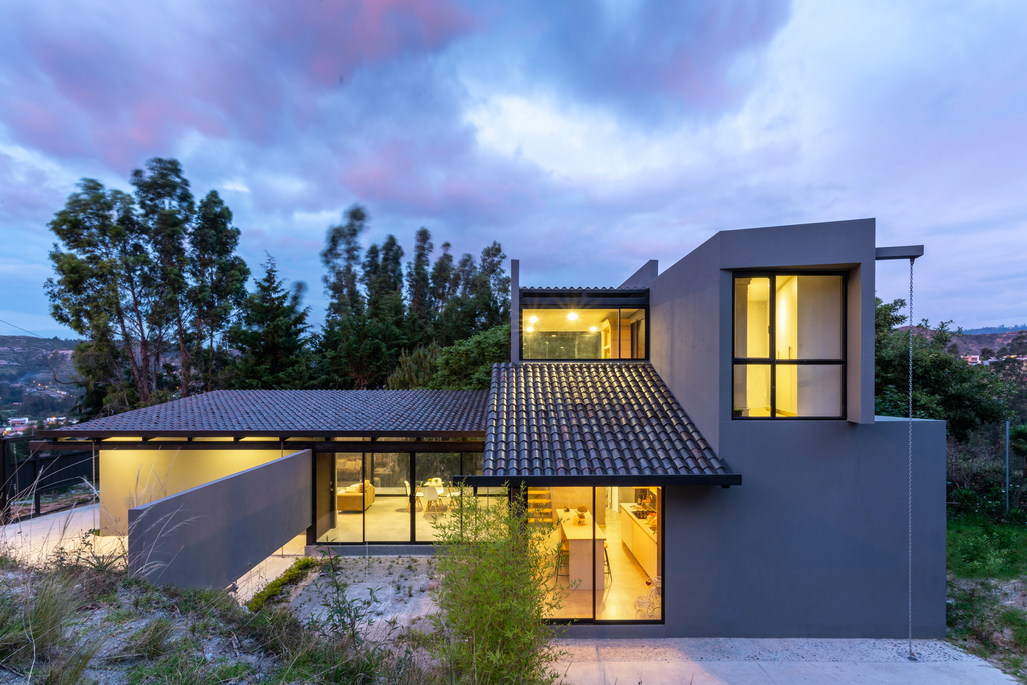 房子分支和岩石丨厄瓜多尔丨Ruptura Morlaca Arquitectura-27