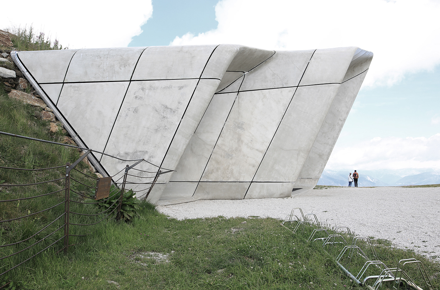 梅斯纳尔山博物馆科罗内斯-12