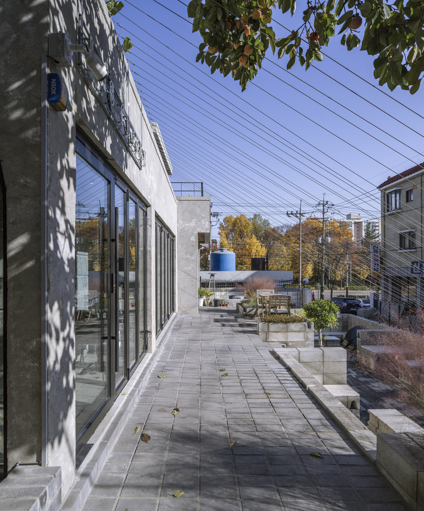 首尔老屋新生命,TEMP 建筑工作室打造独特咖啡馆-56