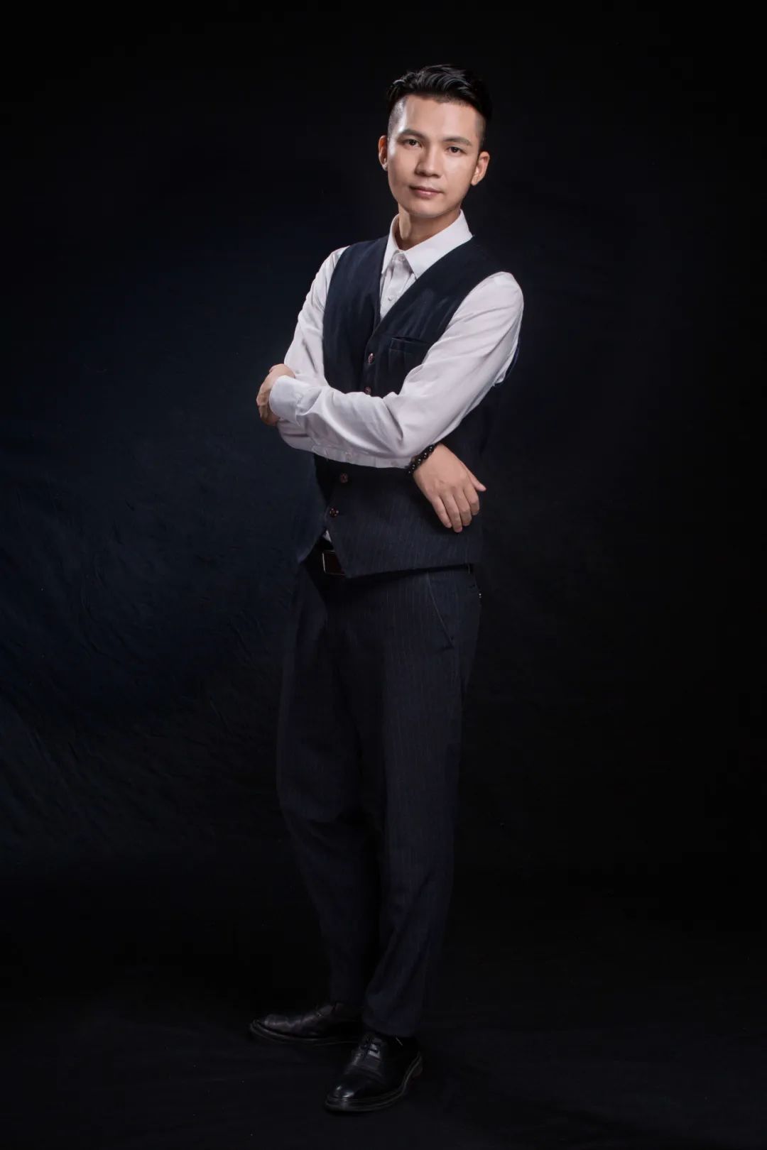 现代轻奢海景大平层,打造优雅魔力空间-8