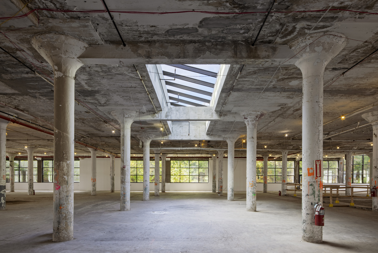 美国龙门点商业建筑丨STUDIOS Architecture-26