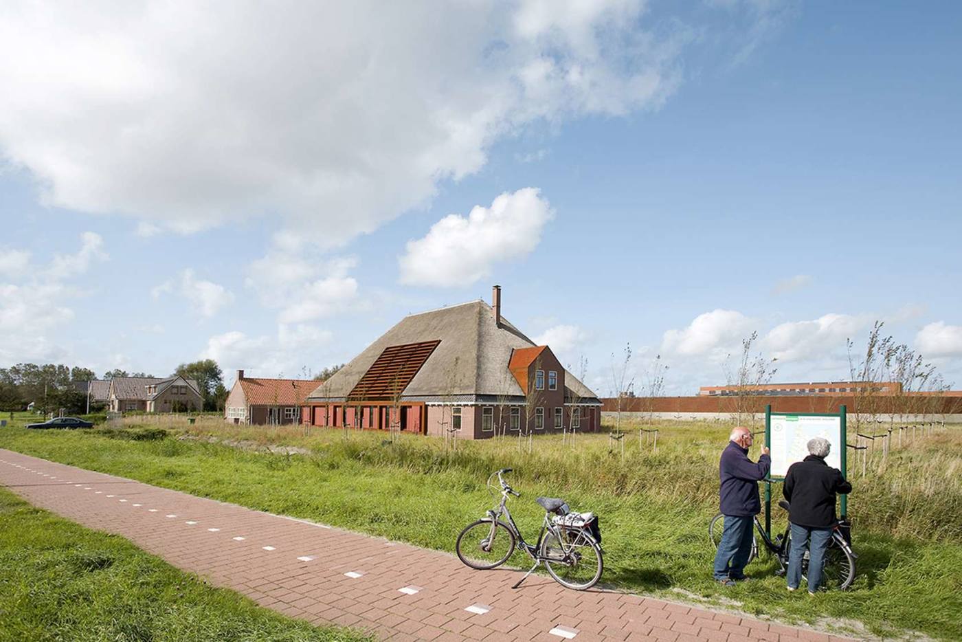 翻新旧农舍包容无助的人，同建筑一般脱胎换骨-0