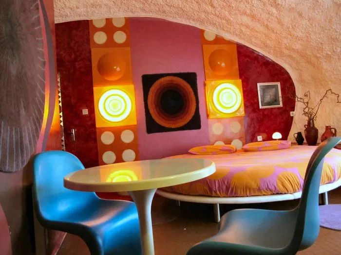 穿越时空的泡泡屋 · 法国 Museumotel 酒店设计传奇丨Pascal Hausermann-7