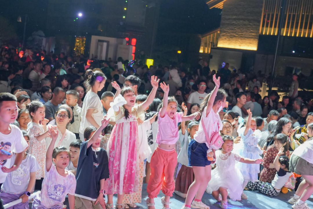 新闻速递|中南建院首个“投建运”一体化项目——随州草甸子历史文化街区焕新试运营-26