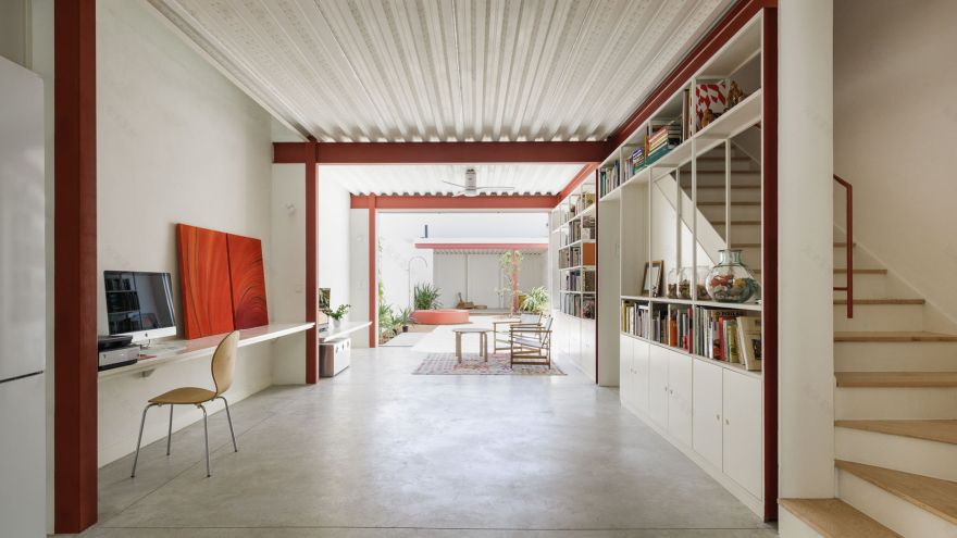 西班牙 Sevilla 的九柱庭院住宅设计-0