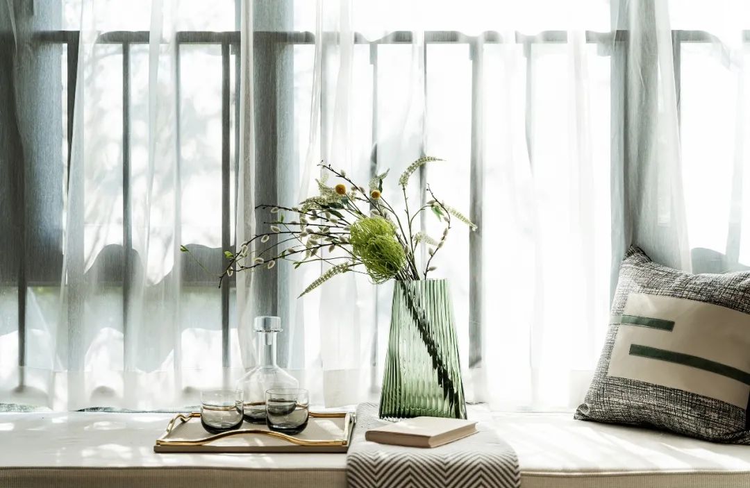 龙湖金地天曜城样板间 B1,C1 户型丨中国东莞丨元禾大千(软装),深圳市意巢空间设计有限公司(硬装)-22