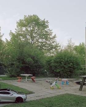 Rundtjernveien公寓改造，挪威 / Studio Et al.