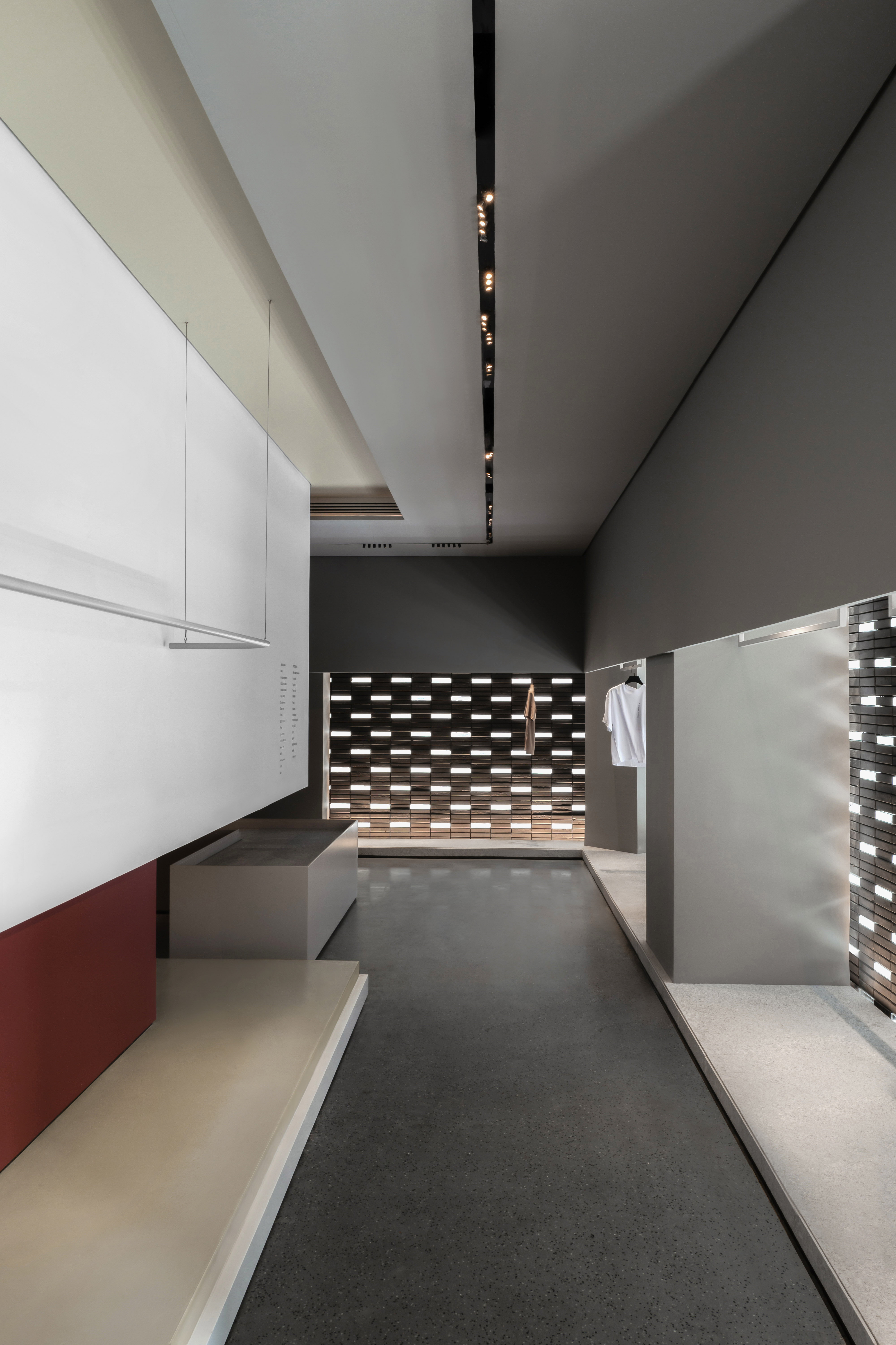 THE REPUBLIQUE 廾界-12