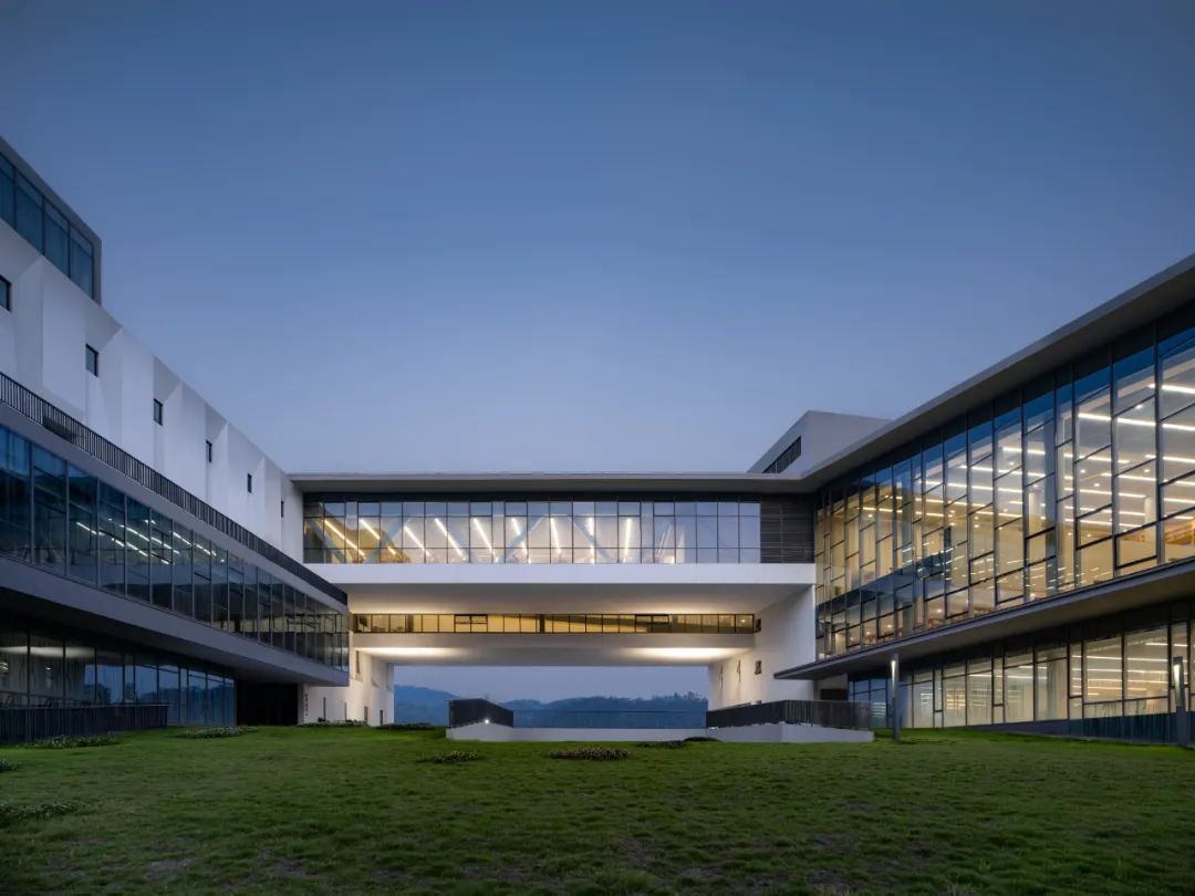 新作|西华大学宜宾产教融合实训基地XihuaUniversityYibinCampus,PhaseⅡ-120