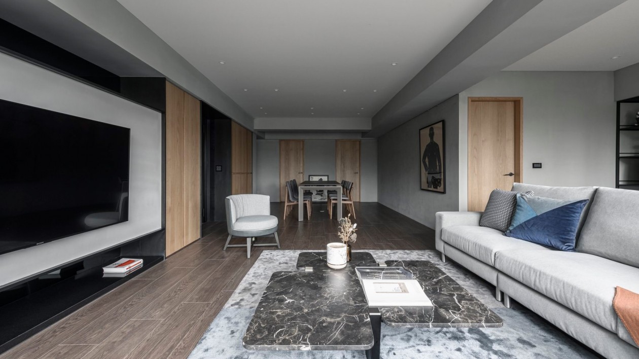 信义区 42 年旧屋翻新，极简设计与温暖家居的完美融合-21