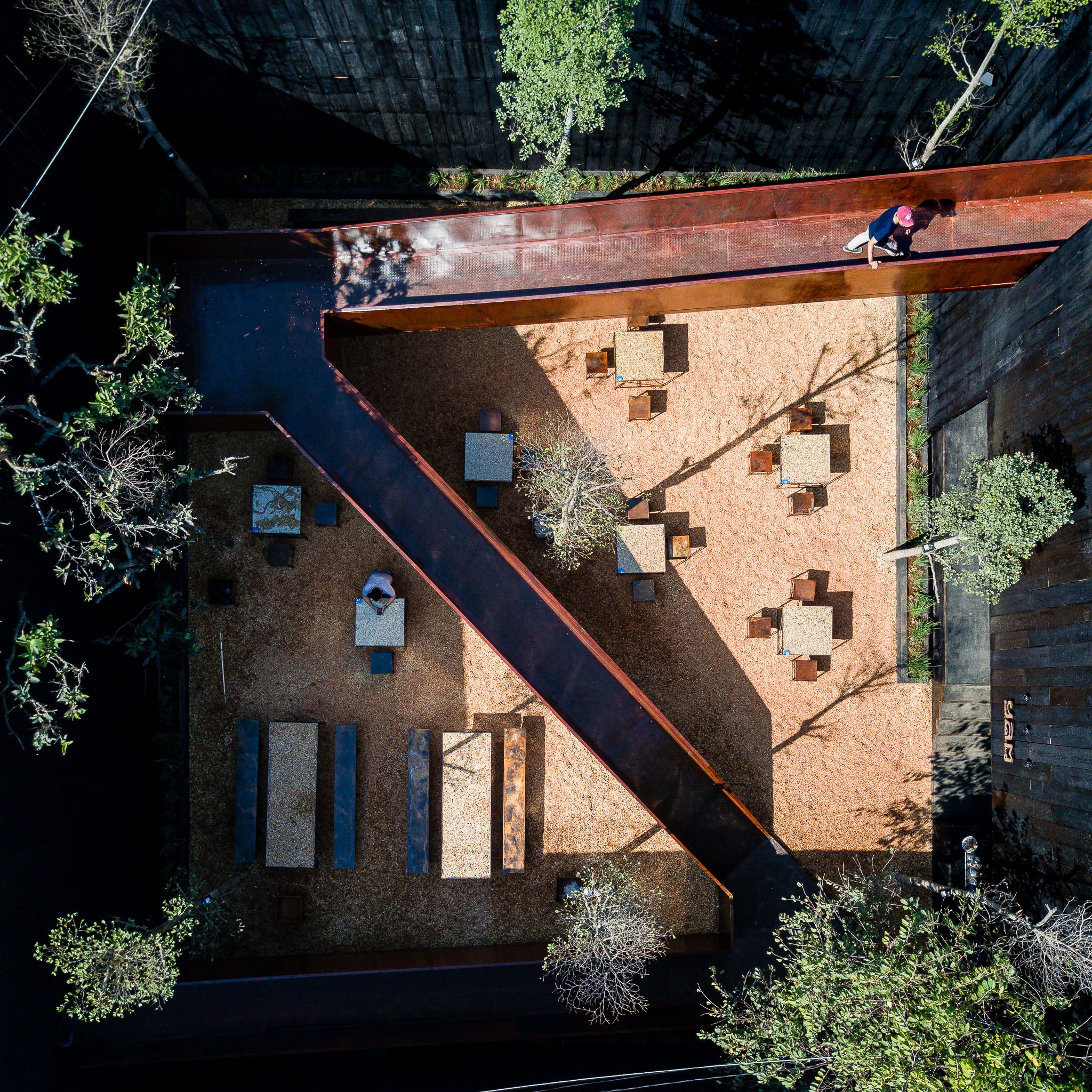 山餐厅 或 雅姆餐厅 或 亚姆餐厅-2