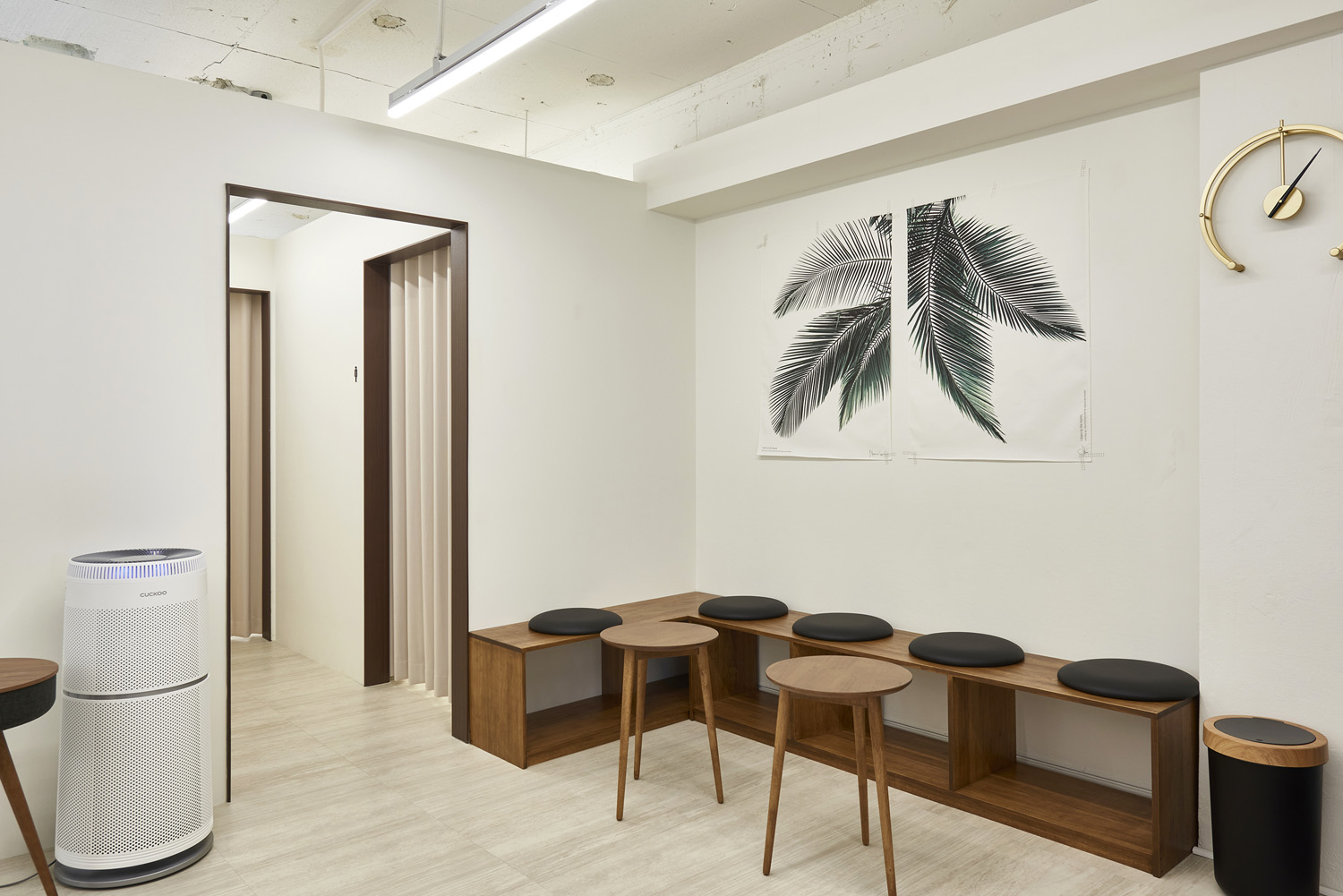 白色与木质 | 38 平米简约舒适的公寓设计-2