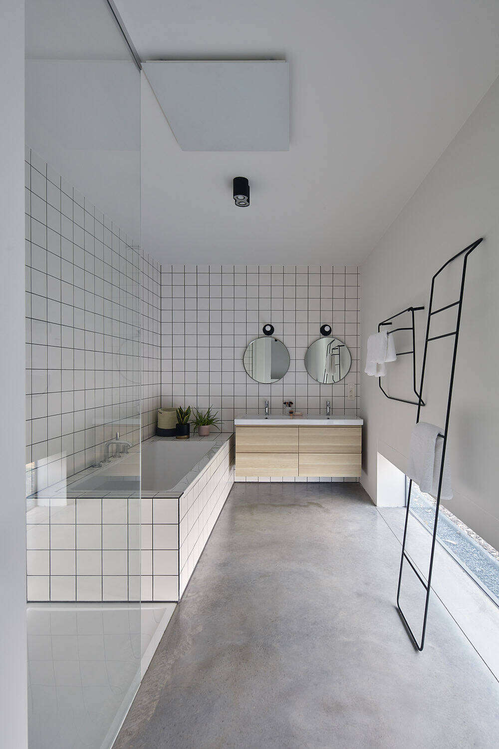 比利时现代砖石别墅丨 AST77-8