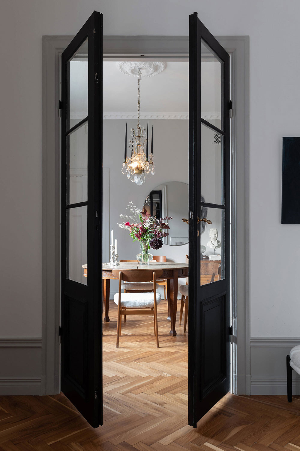 独特的斯堪的纳维亚风格公寓设计-13