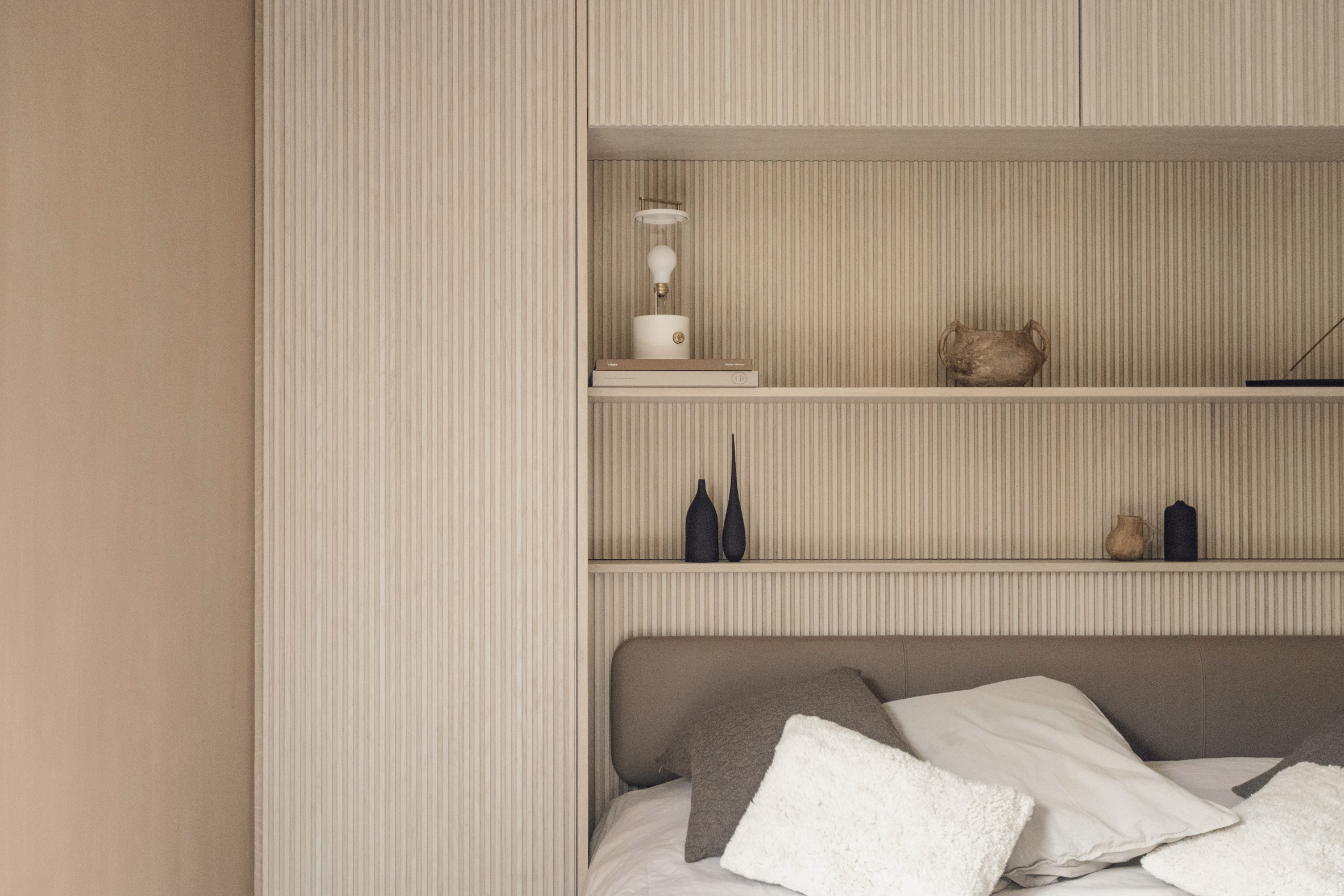 俯瞰科茨沃尔德的扭曲度假屋丨英国丨Koto-15