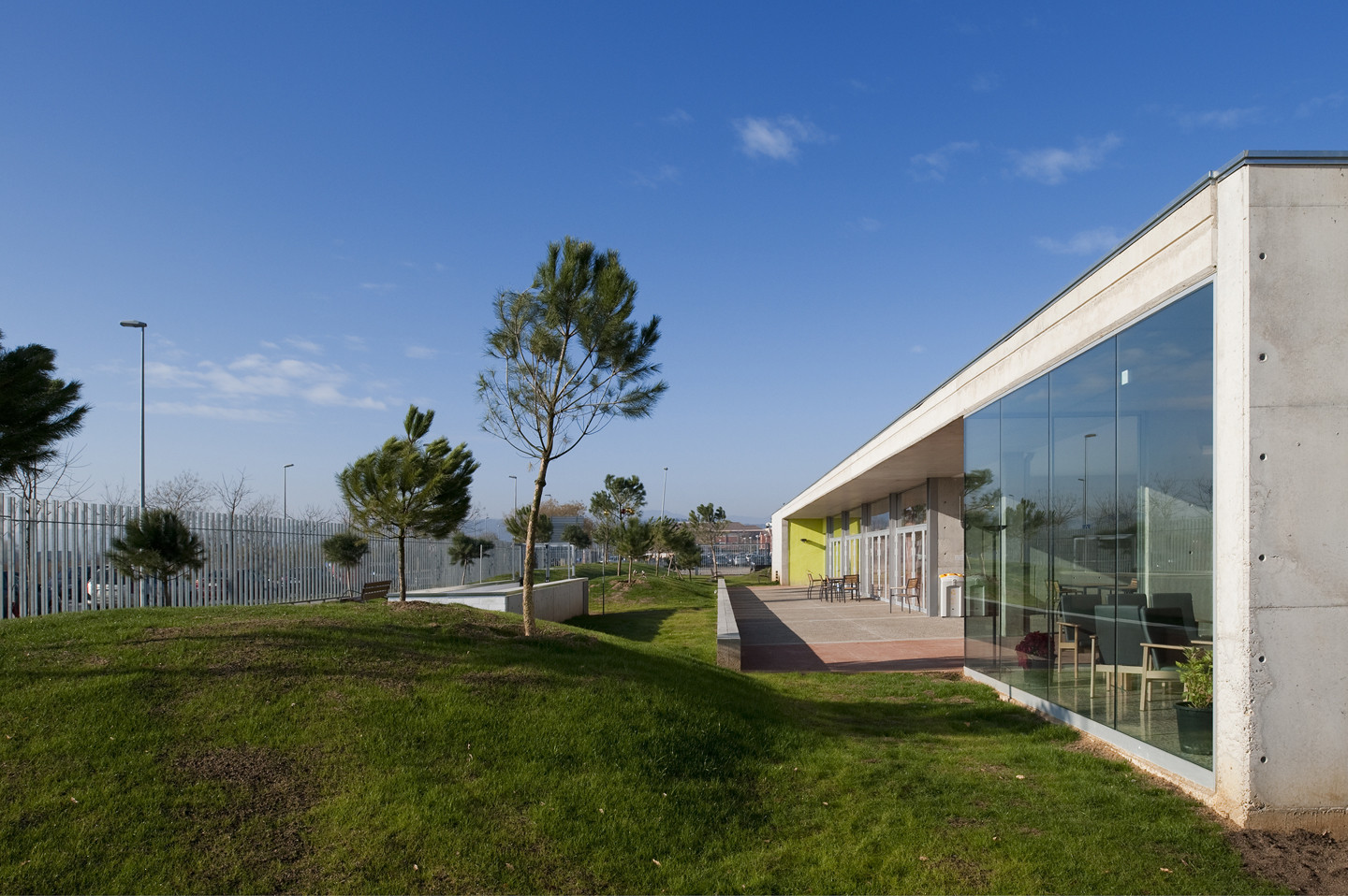 Elderly Healthcare Building   Brullet Pineda Arquitectes-1