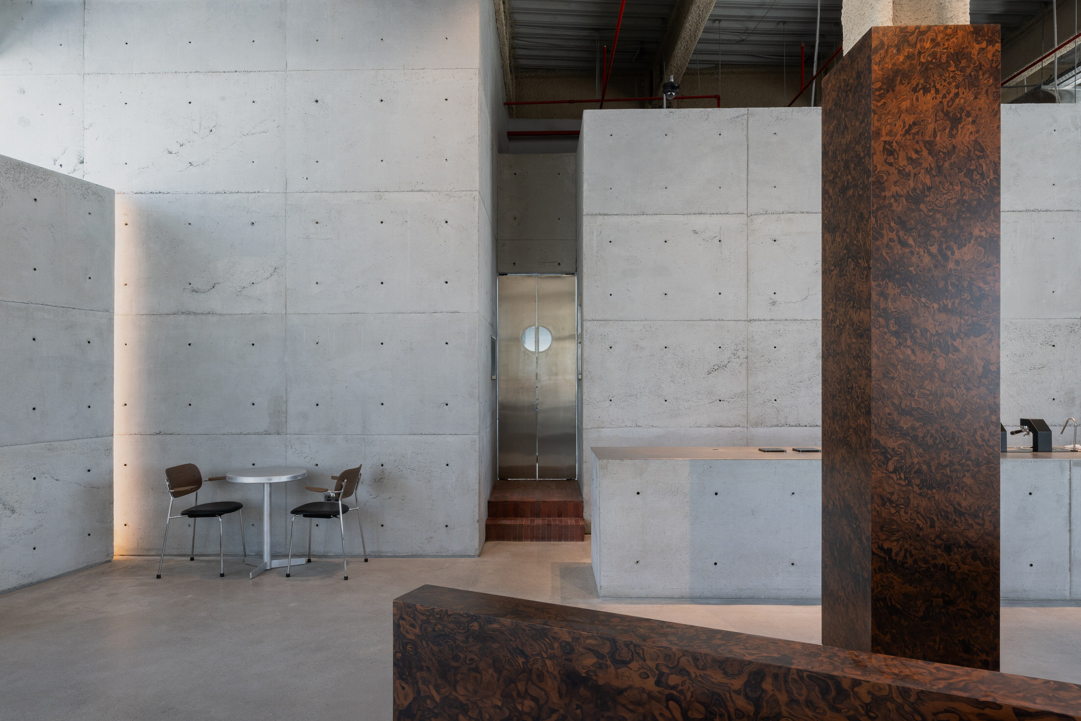 御宅族艾尔卡纳丨阿联酋阿布扎比丨shell+core-0