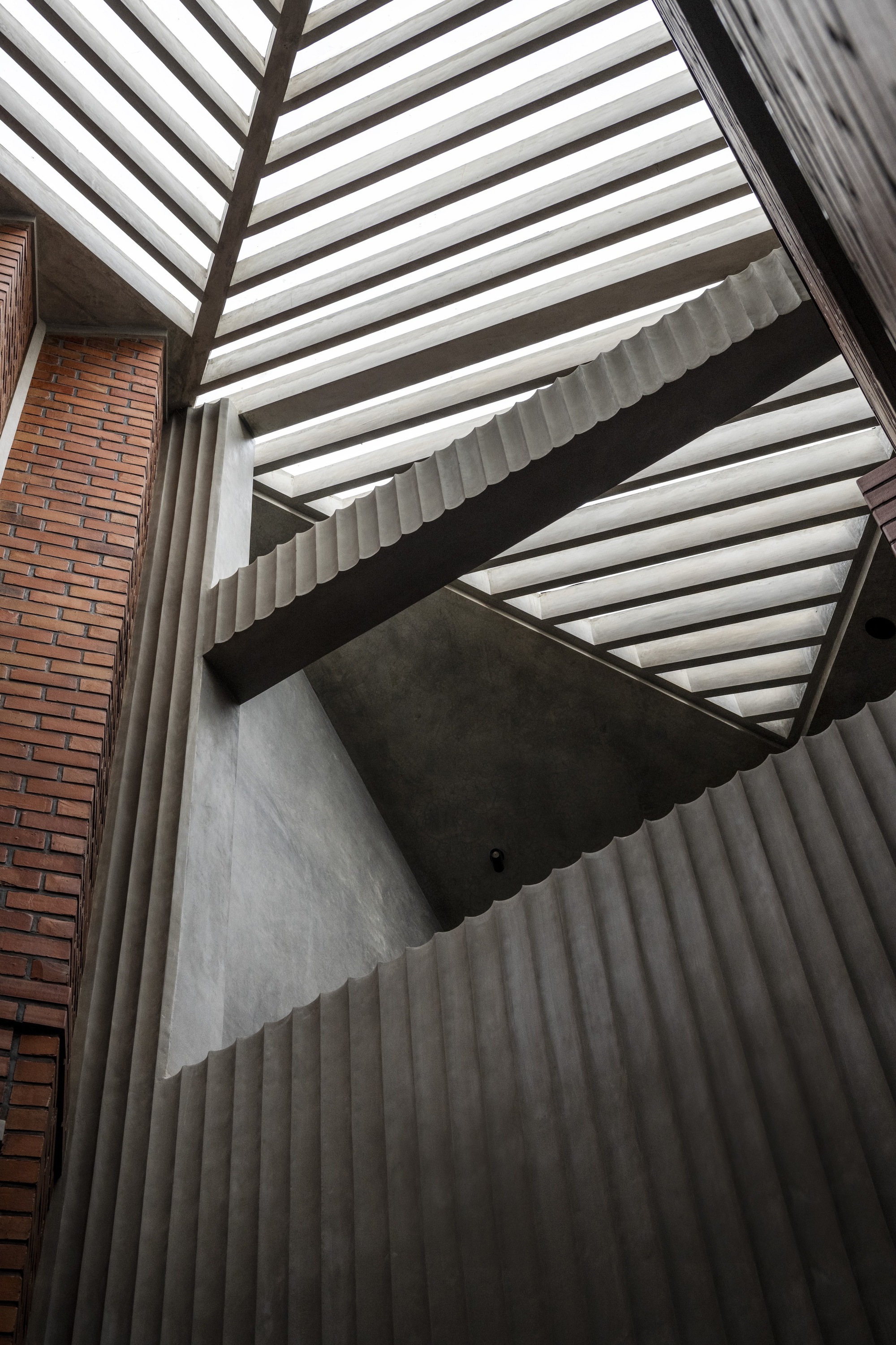 砖房丨印度丨The Purple Ink Studio-44