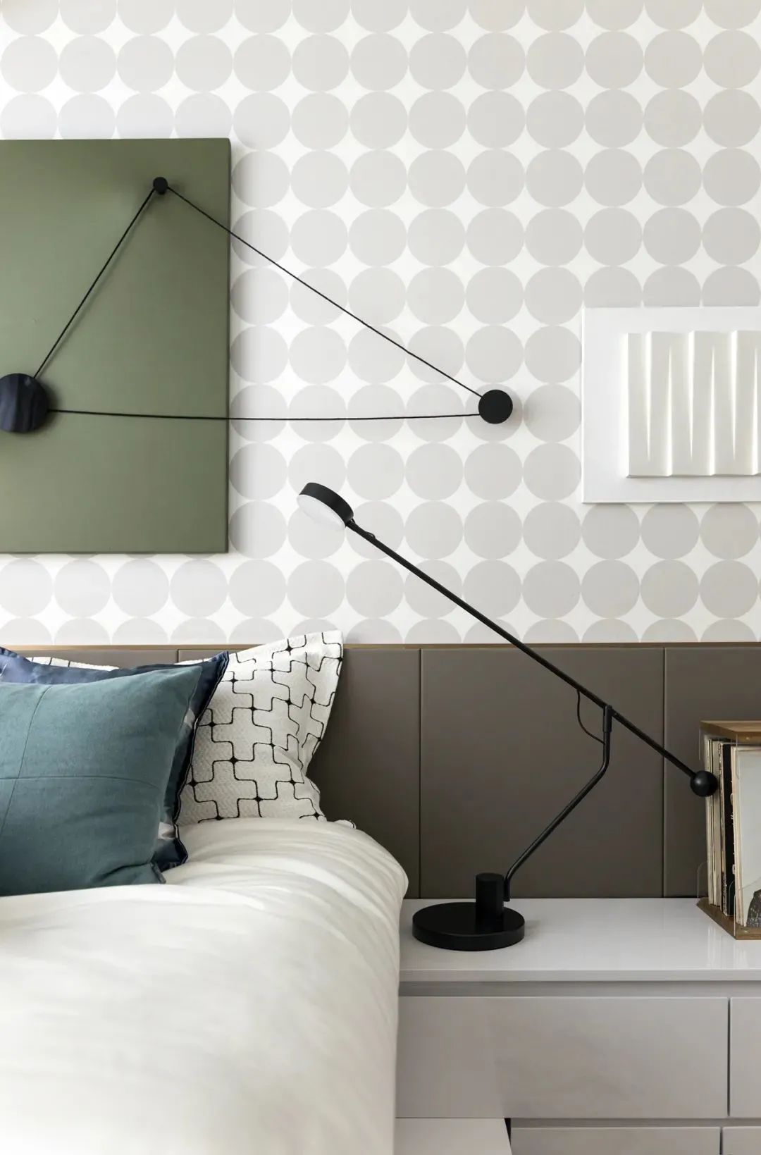 自然之居 · 75㎡蜗居的现代美学觉醒丨中国佛山丨广州赫尔贝纳室内设计有限公司-33