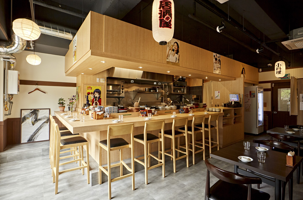 白色与木质，打造 19 平米极简主义室内空间-4