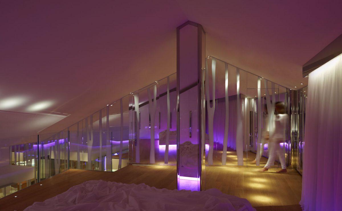 Mirror of a frugal harmony | Simone Micheli Architectural Hero-1