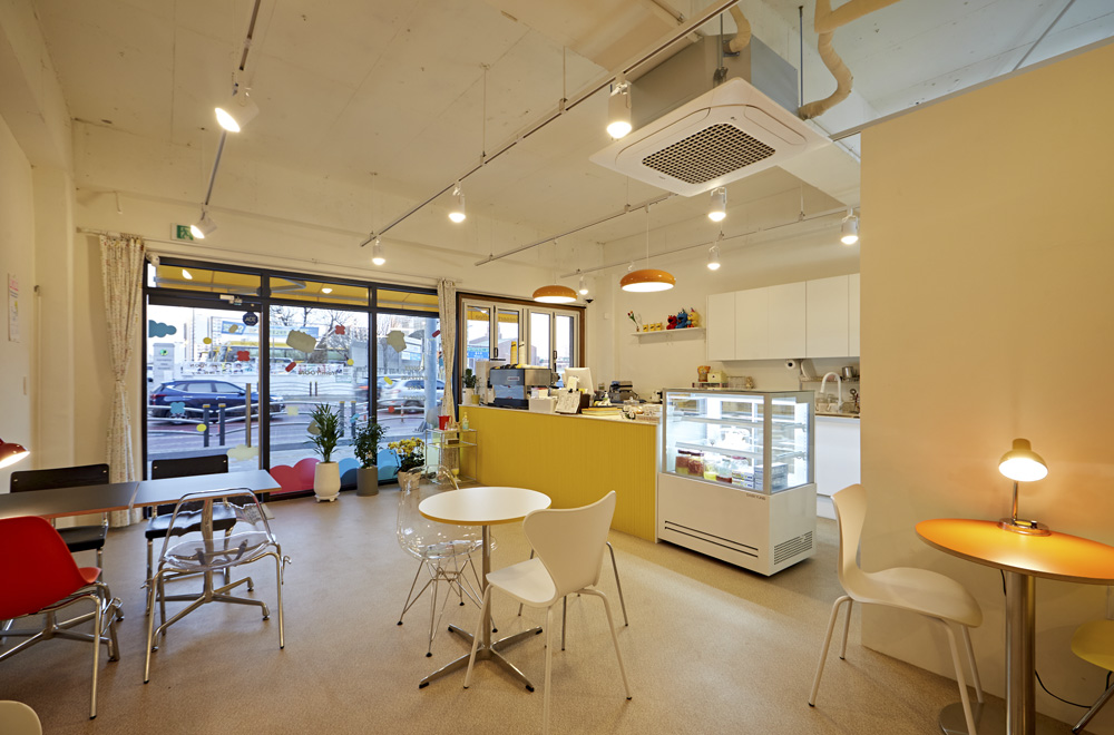 首尔潮流彩色点心的温馨小店-11