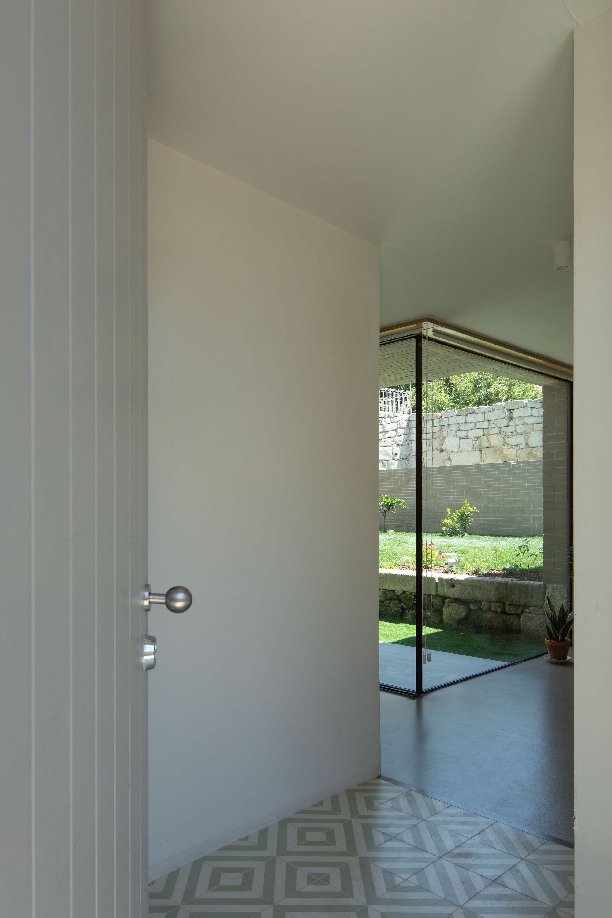 Rua Direita de Francos 住宅丨葡萄牙波尔图丨WeStudio + MADE Office-36