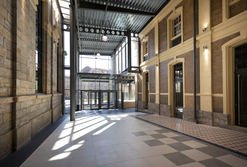 Decin 啤酒厂购物中心-21