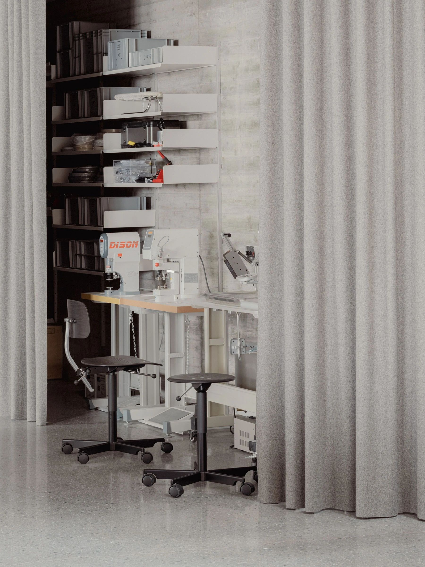 始祖鸟东京创作中心丨日本东京丨Torafu Architects-15