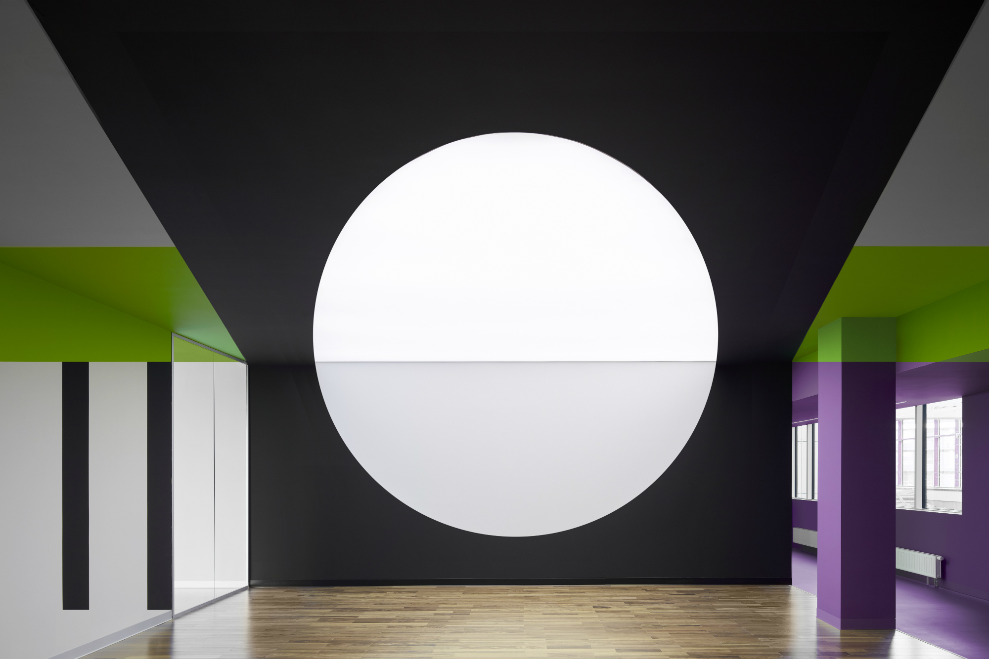 X-FIT 空间变形记 | 活力色彩与建筑哲学的完美融合-6