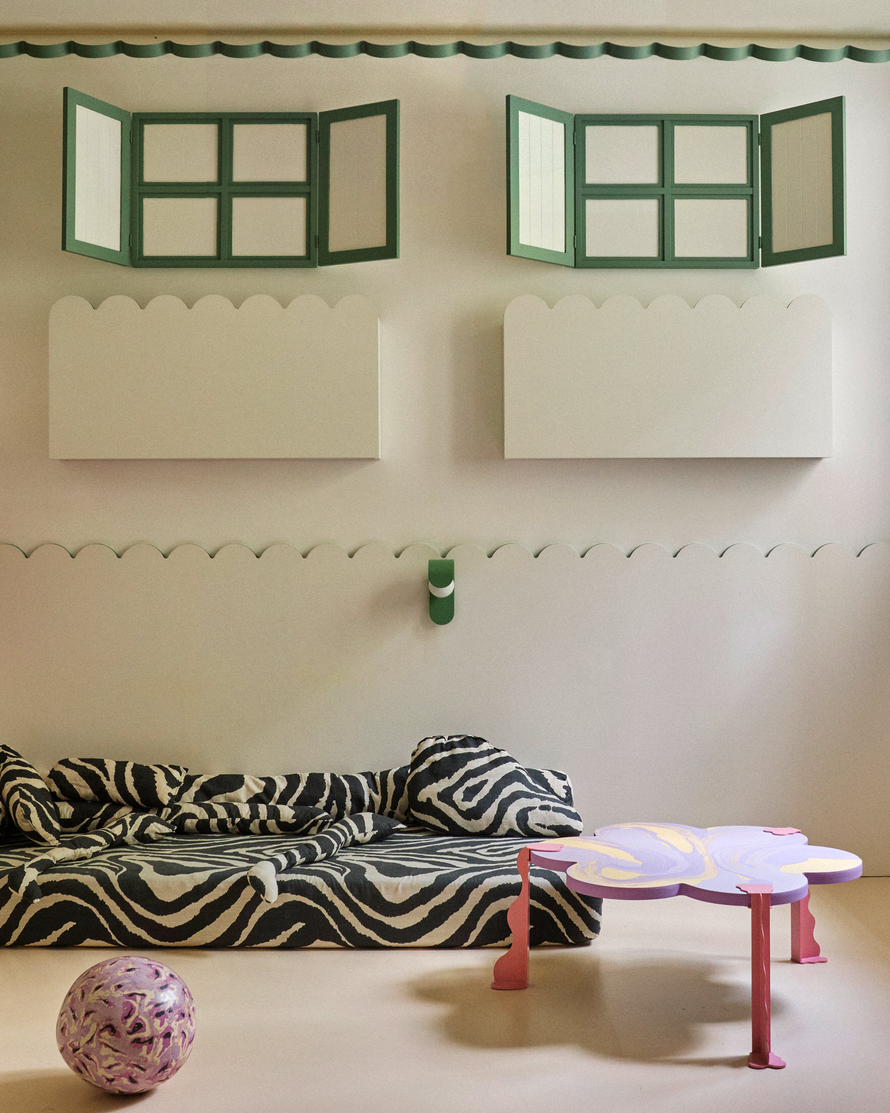 Parc-Side Perfection: Uchronia’s Garden-Embracing Apartment in Central Paris.-12