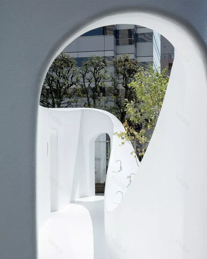 东京公厕(由苏藤本设计部分)丨日本东京丨日本建筑师苏藤本-8