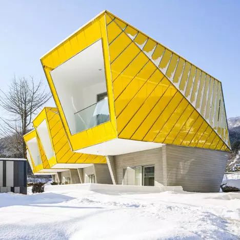 这家酒店设计师真是“好色”-12